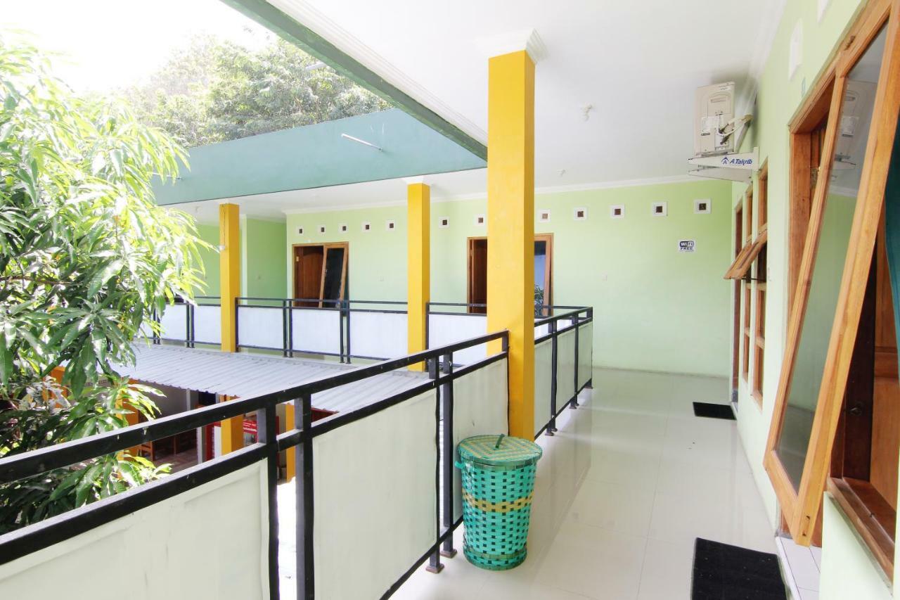 Losmen Alden Kretek Exterior foto